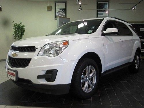 82k miles we finance white gray cloth 1lt 2.4l sunroof carfax automatic fwd