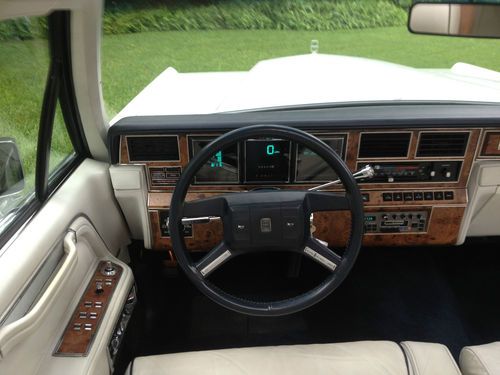 Find used 1987 Lincoln Town Car Stars/Stripes Edition Low ... Find used 1987 Lincoln Town Car Stars/Stripes Edition Low ...