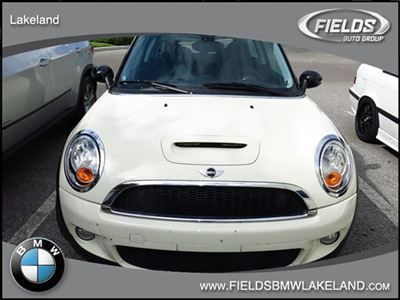 2010 mini cooper clubman s model with pano and automatic (certified pre-owned)