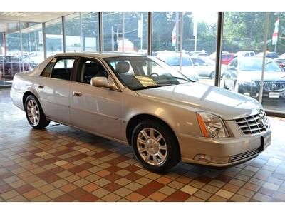 Northstar v8 silver low miles low price 1-owner warranty we finance leather