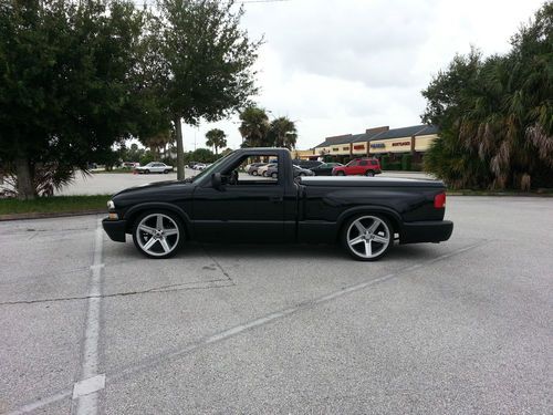 Chevy s10 zq8-20 inch wheels-v6 4.3-lowered correctly-2 owner great condition