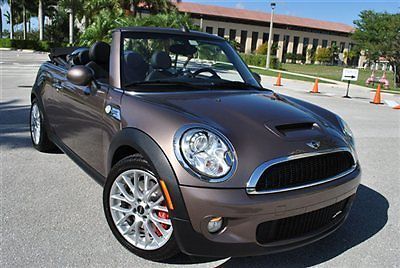 2010 mini cooper convertible - rare jcw works edition - only 6,800 orig miles