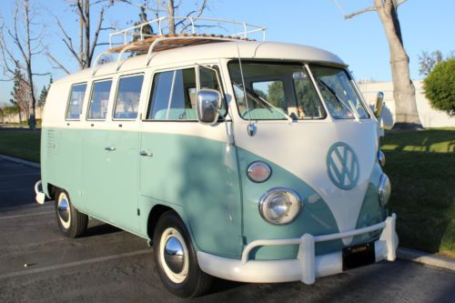 1964 vw bus in mint condition