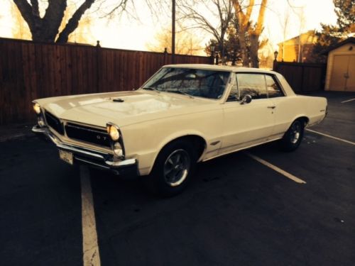 1965 pontiac gto, tripower, 4 speed, posi, 3 owners...runs and drives great!!