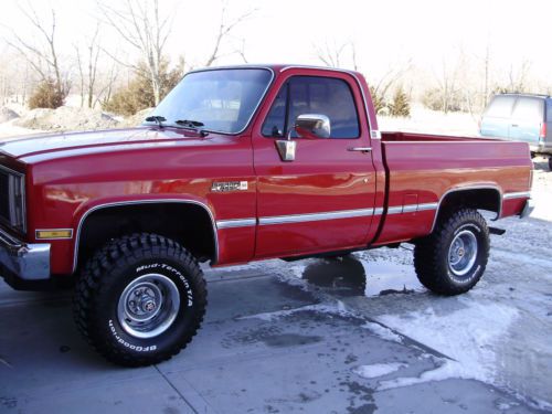 1986 gmc shortbox w/ 1987 gmc 350f.i.