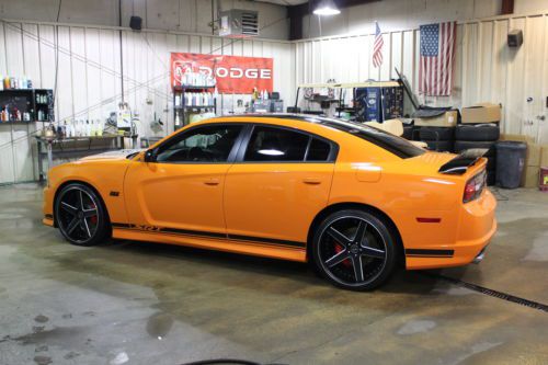 Dodge charger srt8 392 edition 22&#034; custom vellano wheels header orange