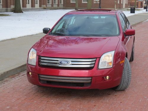 2009 ford fusion se v6 4 door excellent condition