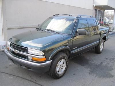 2002 chevrolet s10 crew cab only 84,000 miles warranty guaranteed credit approve