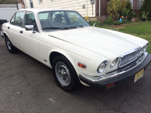 1986 jaguar xj6 - only 7,000 miles * needs some repairs * great
