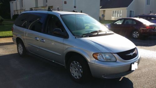 2003 chrysler town &amp; country lx / v6 - 3.3l / 124k miles / very good condition++