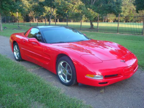 1999 chevrolet corvette base hatchback 2-door 5.7l