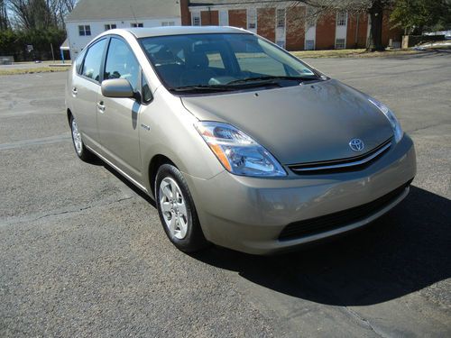 2008 toyota prius 54k miles! back up camera! new tires! inspected