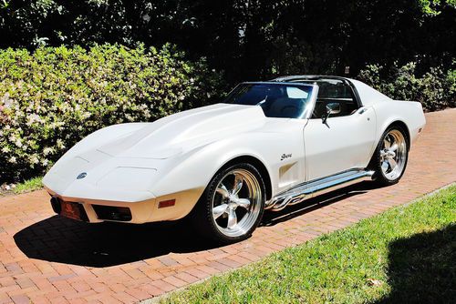 Magnificent show 76 chevrolet corvette t-tops over 60k in recepits must inspect