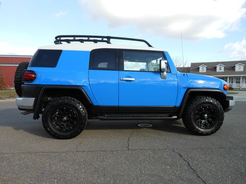 2007 toyota fj cruiser ** custom wheels &amp; tires ***