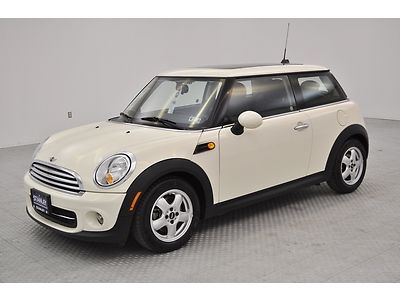 2011 mini cooper with sunroof clean carfax!!
