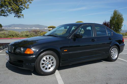 2000 bmw 323i 4 dr sedan ** only 71,500 miles ** black/black, original owner