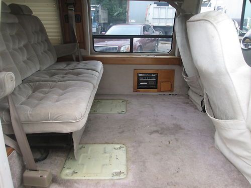 Sell Used 1993 Chevrolet G20 Extended Passenger Van Tiara