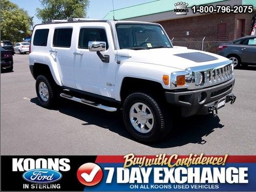 Ultra low miles~one-owner~non-smoker~leather~moonroof~chrome wheels~super deal!