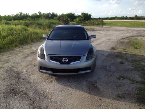 Sell Used 2008 Nissan Altima S Coupe 2 Door 2 5l In Port Saint