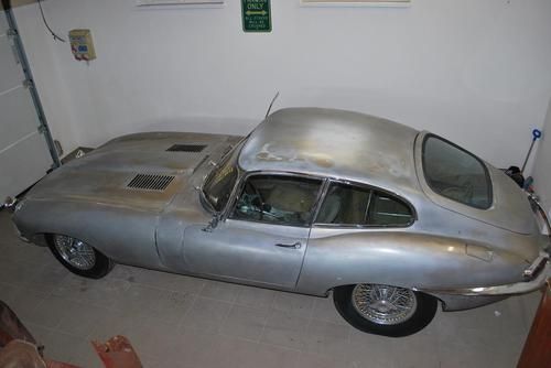 Jaguar e-type fhc 3.8ccm barn find !!! nice project car from 1962 !!!