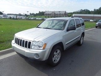 2007 silver laredo!