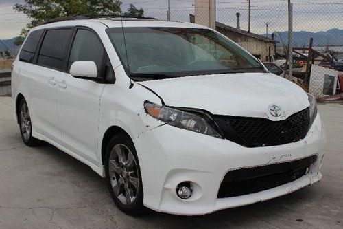 2012 toyota sienna damaged salvage runs! loaded wont last export welcome l@@k!