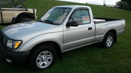 2002 toyota tacoma dlx standard cab pickup 2-door 2.4l