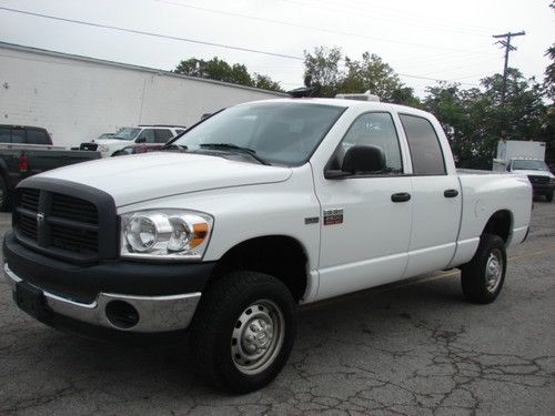 Extra clean work series truck! 1 owner fleet maintained runs excellent ! save $$