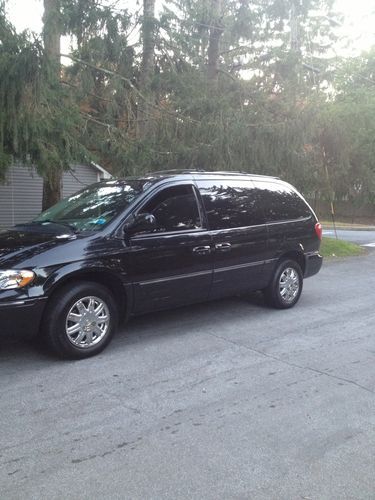 2005 chrysler town &amp; country limited