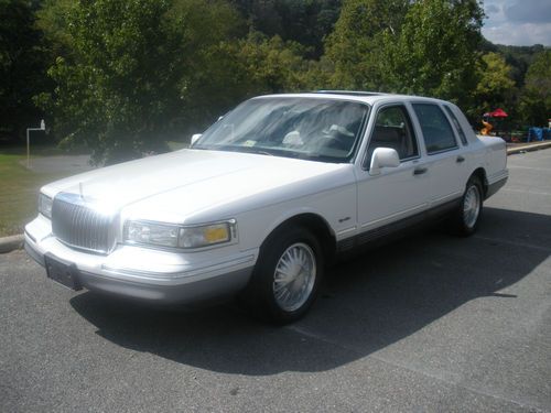 1997 lincoln signiture town car