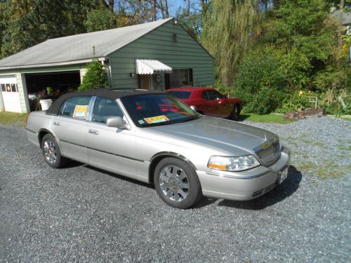 2003 lincoln town car cartier! loaded! 2 owners! garage kept!