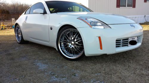 04 nissan 350z performance coupe 3.5l 6spd custom pearl white check it out!!!!!!