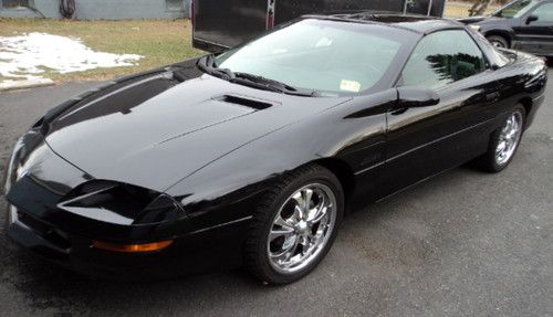 1997 chevrolet camaro z28 ,6 speed manual,black, garage kept,t-tops,immaculate