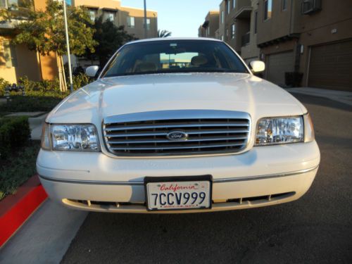 Dedicated cng ford crown victoria low low original miles