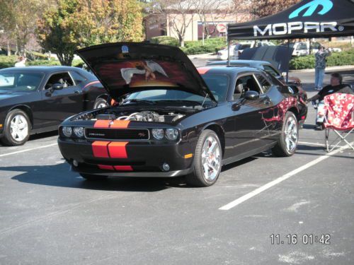 Sell used 2009 DODGE CHALLENGER RT LOW LOW MILES 25181 in ...
