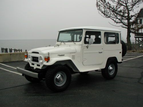 1977 toyota land cruiser base sport utility 2-door 4.2l  very very clean