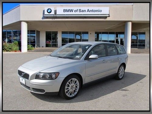 Rare volvo v50, extremely low miles, great condition