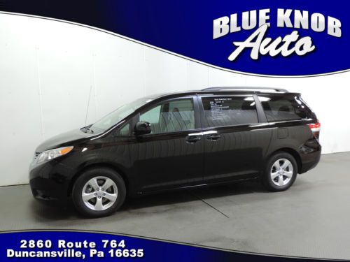 Financing no reserve automatic 3rd row power sliding doors low miles alloys a/c