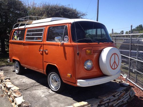 1973 volkswagen bus california .. great condition