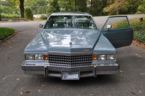 1978 cadillac coupe deville  excellent condition!!!