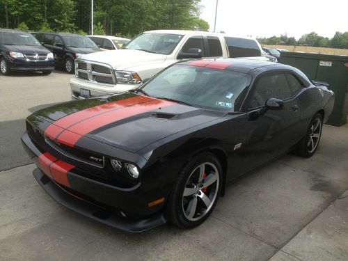 2012 dodge challenger srt8 392 hemi 6-speed manual 6.4l frederick scat pack