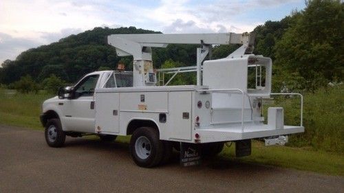 2000 ford super duty f-350 versalift bucket truck  7.3