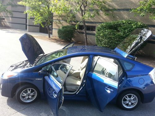 2010 blue toyota prius - 8 year warranty - dream car