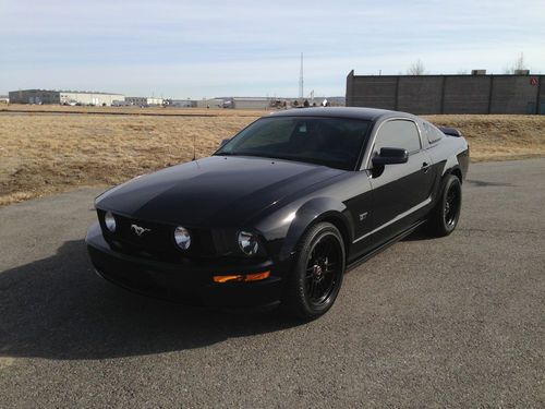 2006 ford mustang gt coupe 2-door 4.6l, kenne bell supercharger.  very clean.
