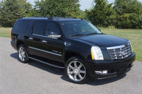 2011 cadillac escalade esv for sale~dual dvds~navigation~only 9700 miles~black