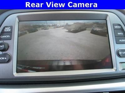 Loaded Nav DVD Leather Heated Seats Bluetooth Rear Camera Rear Air Stow and Go, image 17