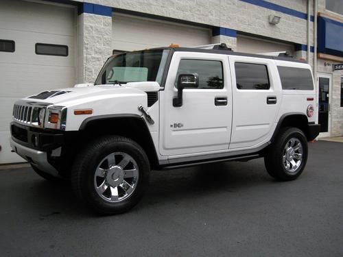 Rare 2009 hummer h2 luxury nav dvd moonroof 2nd row captains chairs last year !!