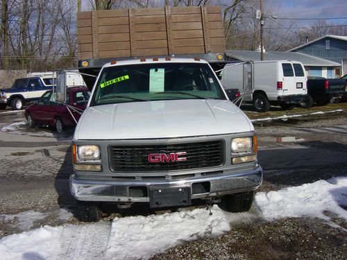 1998 gmc 3500 6.5 diesel stake-bed dump with power liftgate one-owner