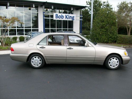 1995 mercedes benz s320 low mileage!! never driven in rain one owner!!