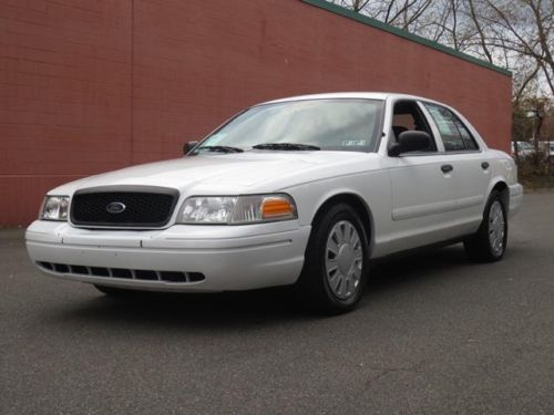 2007 ford crown victoria! no reserve! 1 owner! no accidents! automatic crown vic